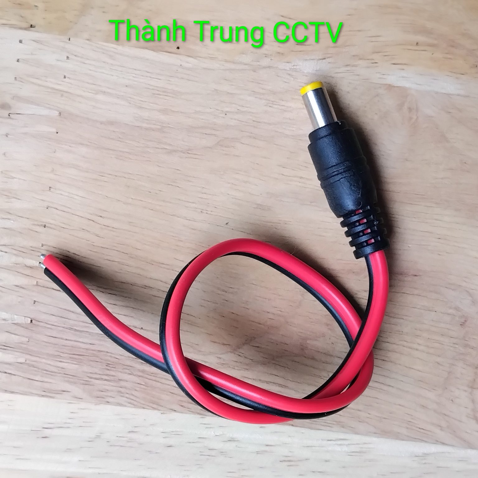 Dây nối DC 1 đầu đực 5.5*2.1(mm) dài 26cm , jack DC đực 5.5*2.1 dài 26cm dùng cho kết nối nguồn camera Thành Trung CCTV 0989282821