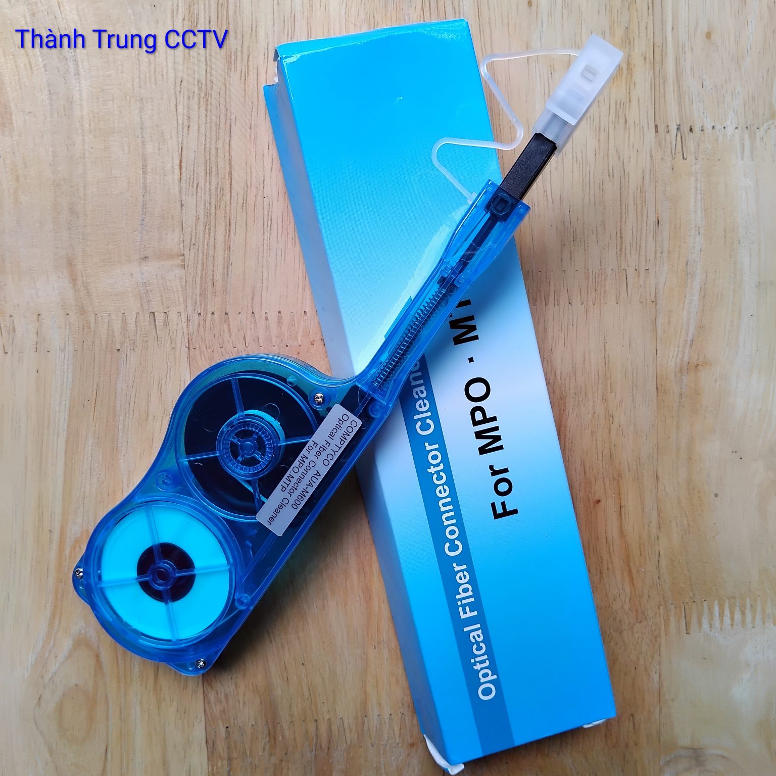 Dụng cụ vệ sinh đầu cáp quang MPO và MTP chuyên dùng làm sạch đầu cáp quang MPO và MTP thường dùng cho Data Center tại Thủ Đức